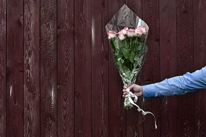 Jakie opakowania najlepiej nadają się na kwiaty cięte?